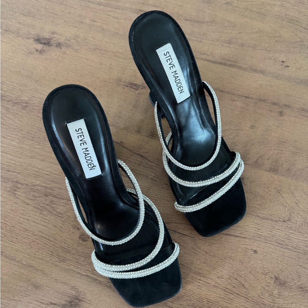 Steve Madden Black and Silver Women's Sandals